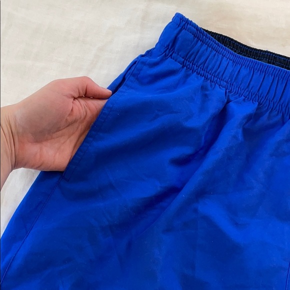 Mens Nike Swim Trunks- size Medium - Picture 7 of 9